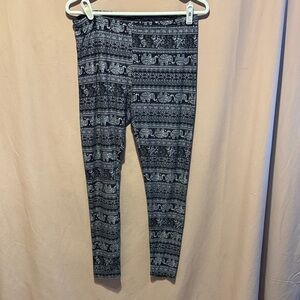 Bobbie Brooks elephant  Patterned Leggings